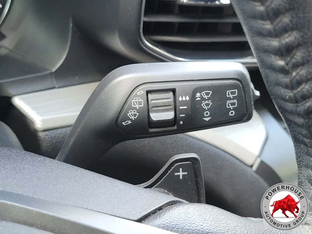 Used 2020 Blue Ford XLT image 33