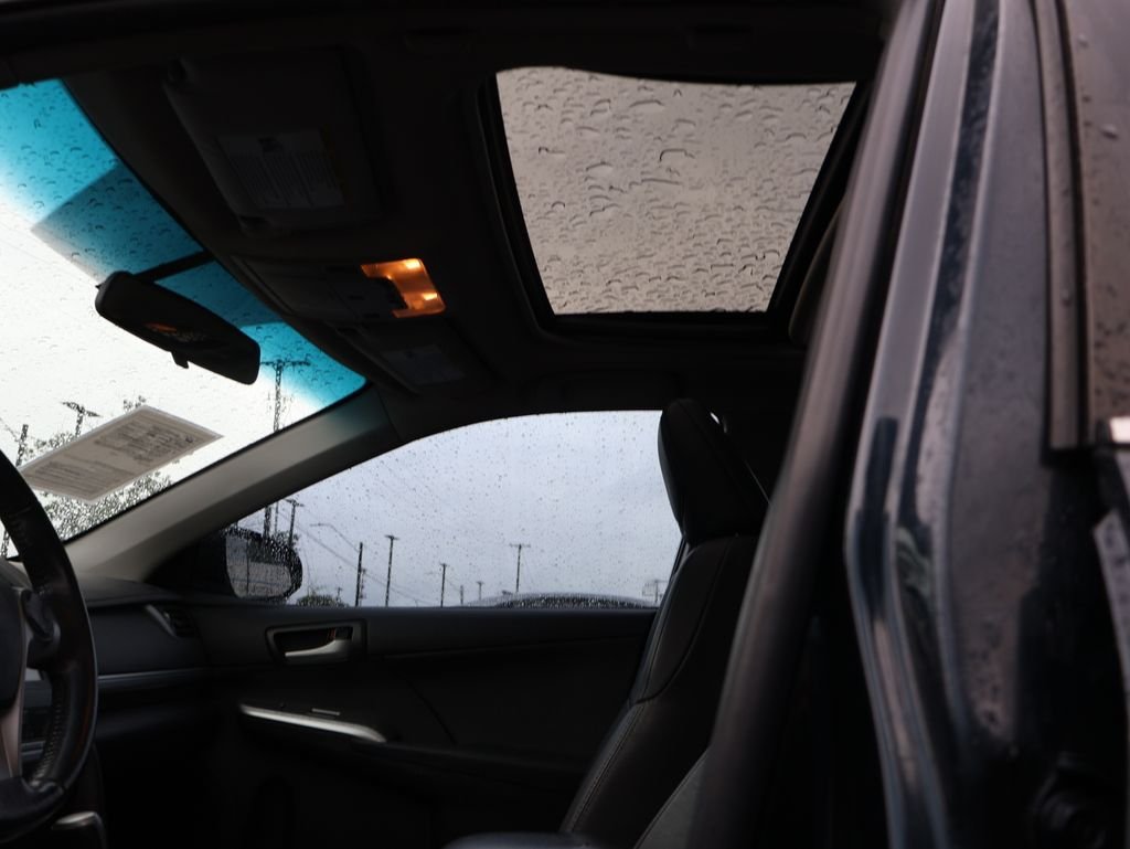 Used 2014 Gray Toyota SE Sport image 10