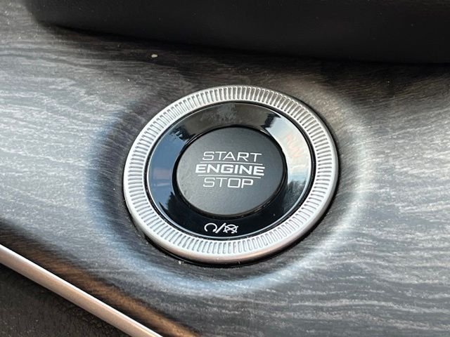 Used 2023 Silver Jeep 4xe image 17