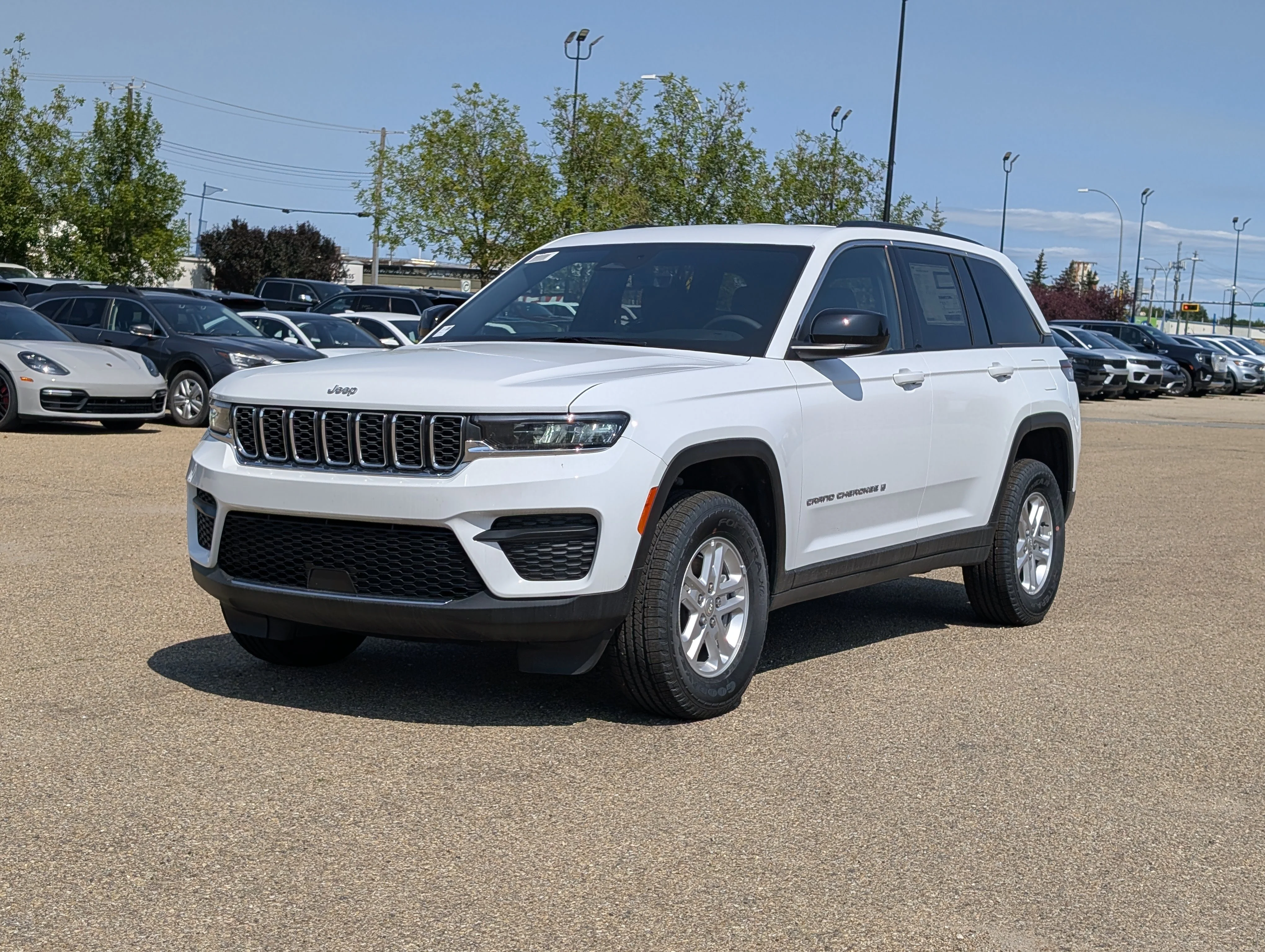 New 2025 Bright White Jeep Laredo image 2