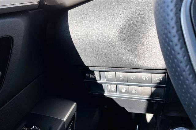 Certified Used 2026 WIND CHILL PEARL* Toyota  image 33