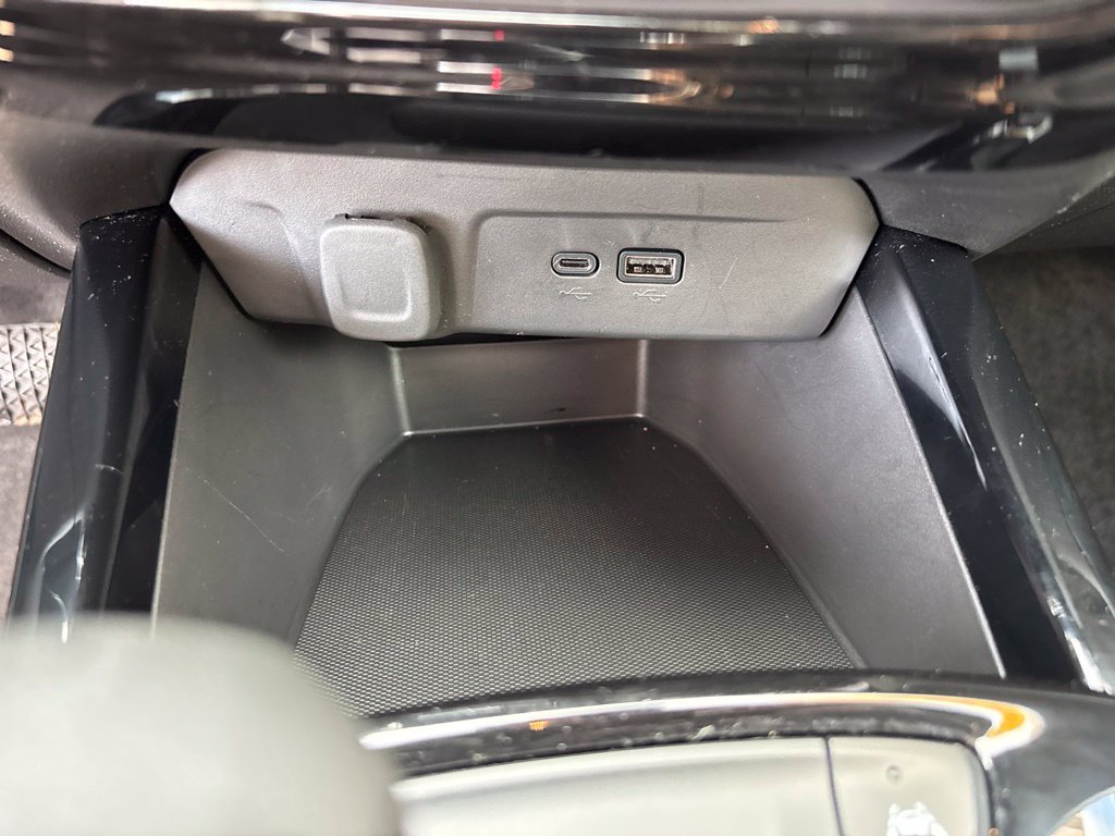 Used 2024 Green Chevrolet 2RS image 17