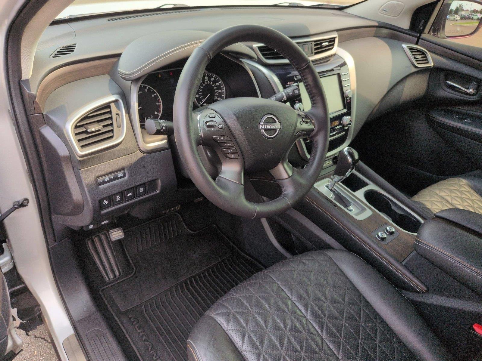 Used 2023 Brilliant Silver Metallic Nissan Platinum image 19