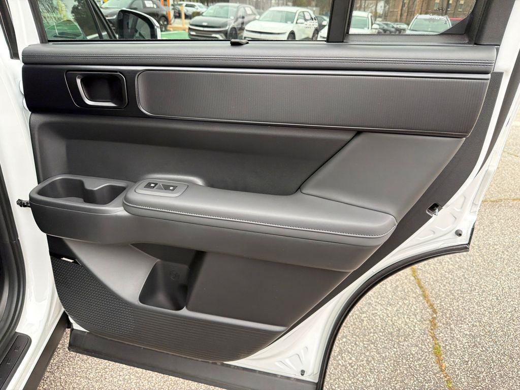 New 2026 White Hyundai Calligraphy FWD image 16