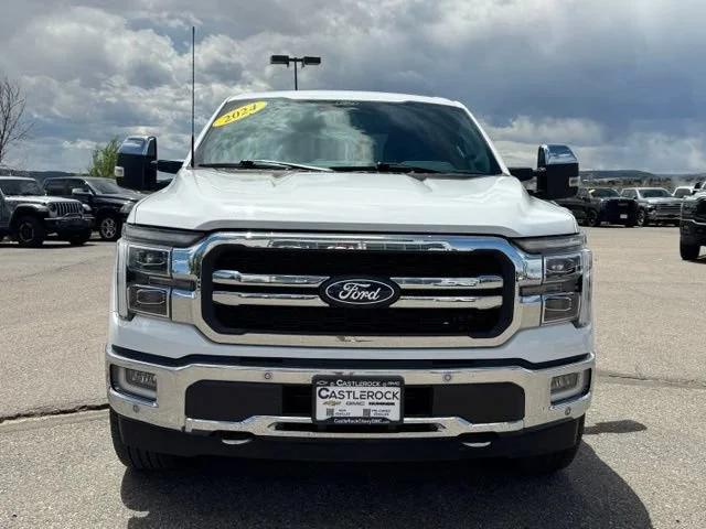 Used 2024 White Ford LARIAT image 10