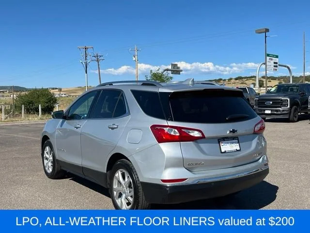 Used 2018 SILVER ICE METALLIC Chevrolet Premier image 3