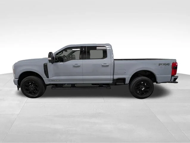 New 2026 Glacier Gray Metallic Tri-Coat Ford F-250® Lariat® image 39