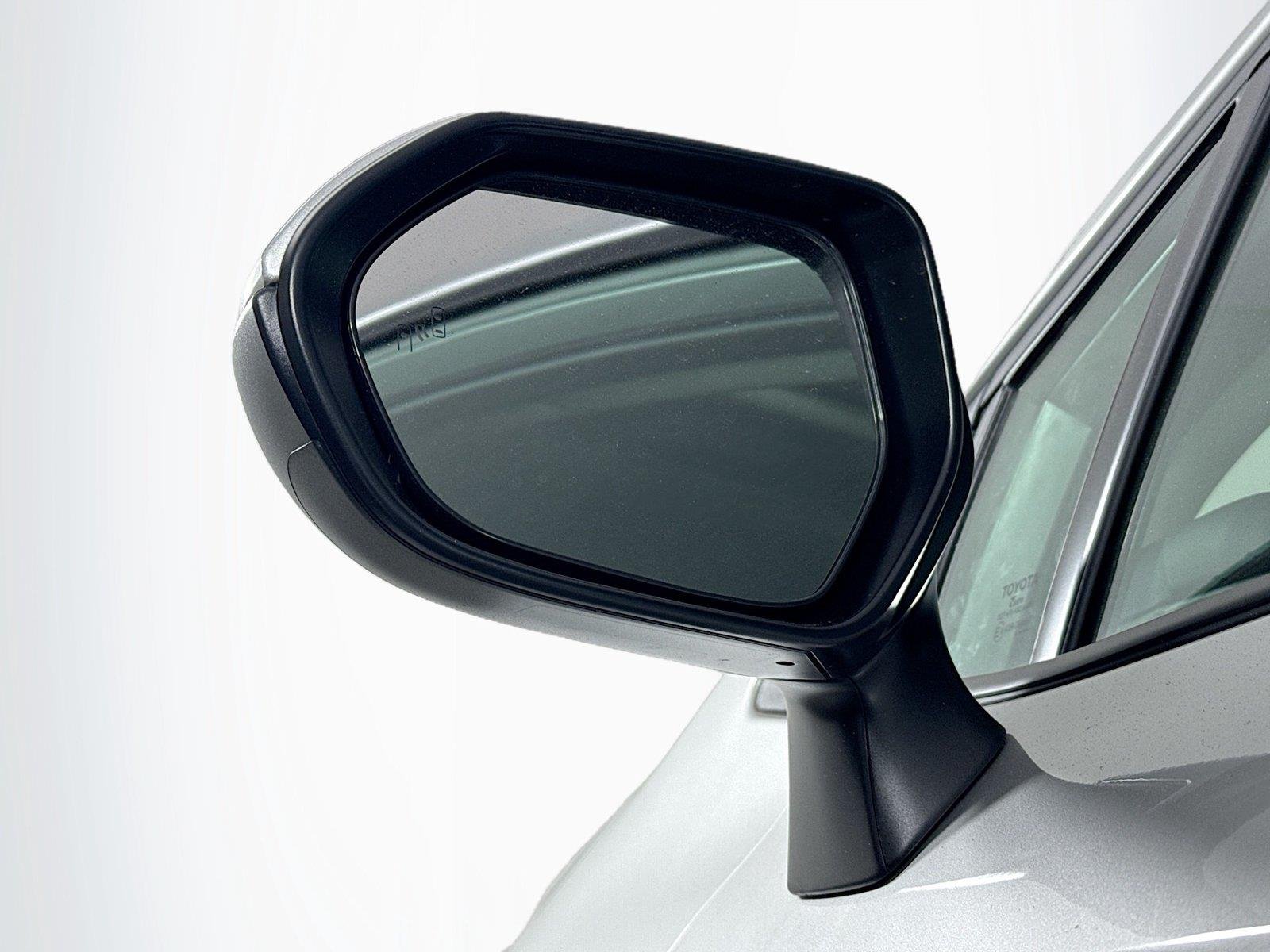 New 2026 Classic Silver Metallic Toyota LE image 10