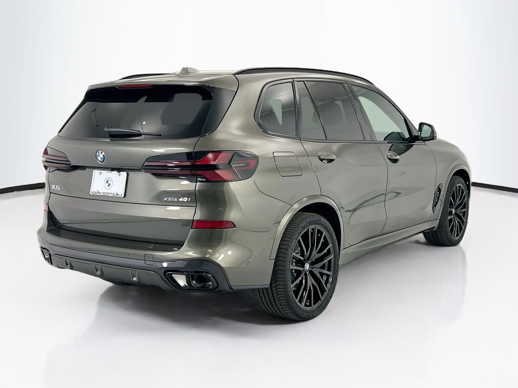 New 2026 Green Metallic BMW xDrive40i image 5