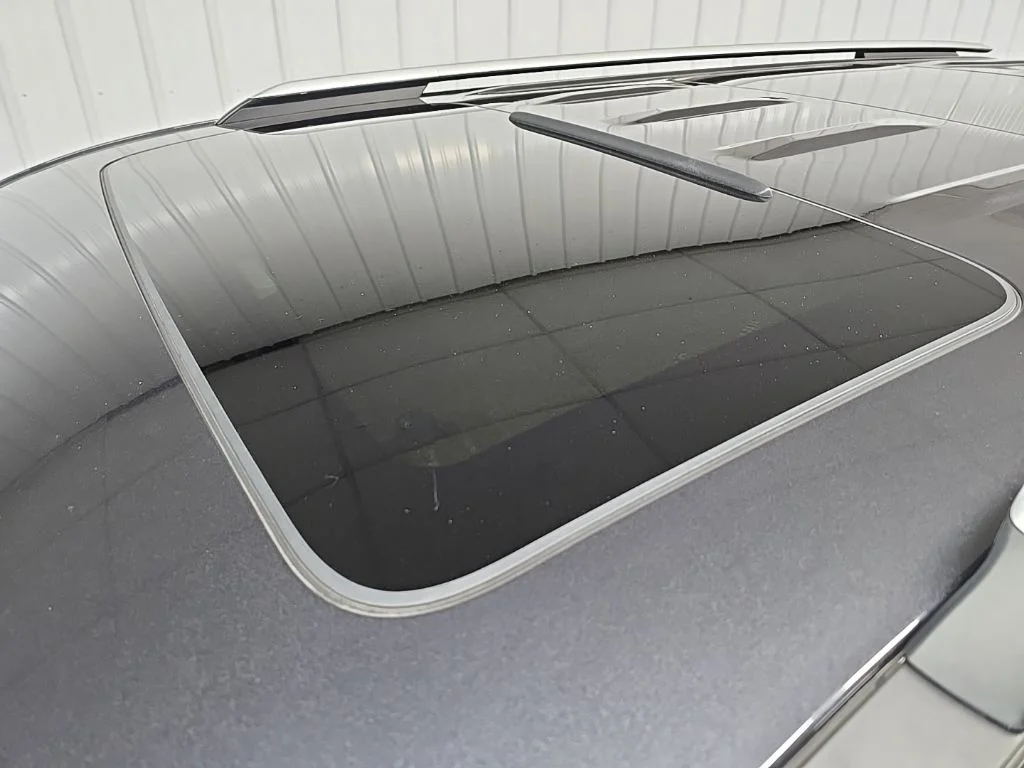 Used 2022 Gray Kia SX Prestige image 11