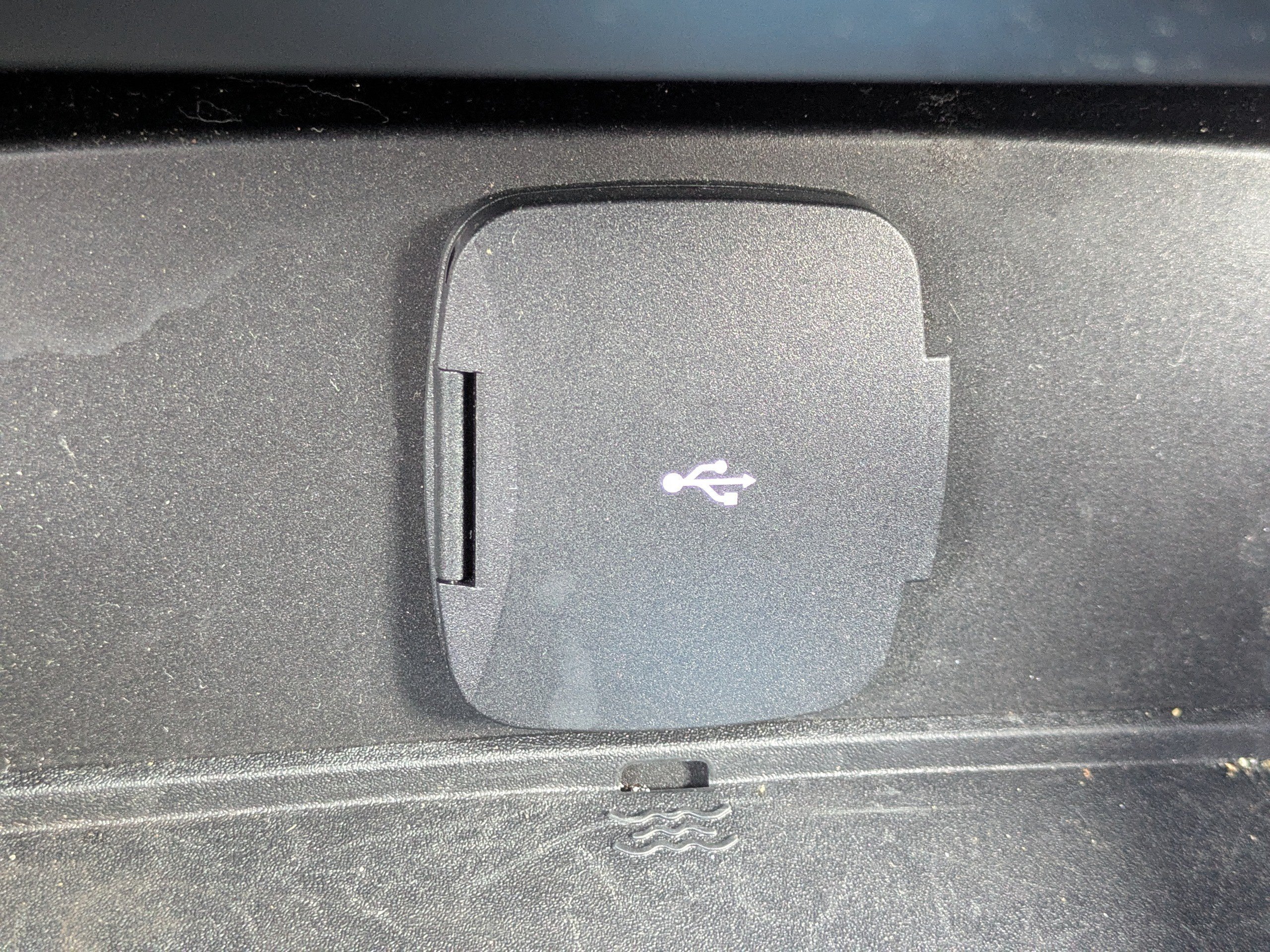 Used 2023 Gray Ford Base image 28