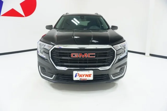 Used 2023 EBONY TWILIGHT METALLIC GMC SLE image 2