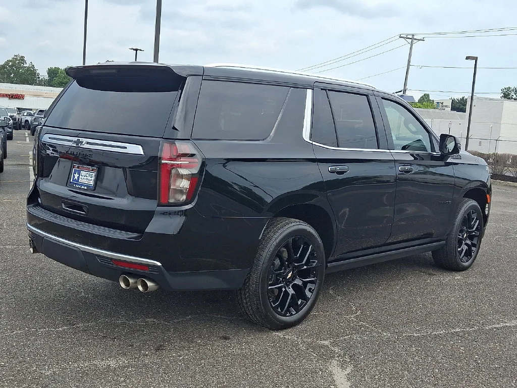 Used 2024 Black Chevrolet High Country image 12