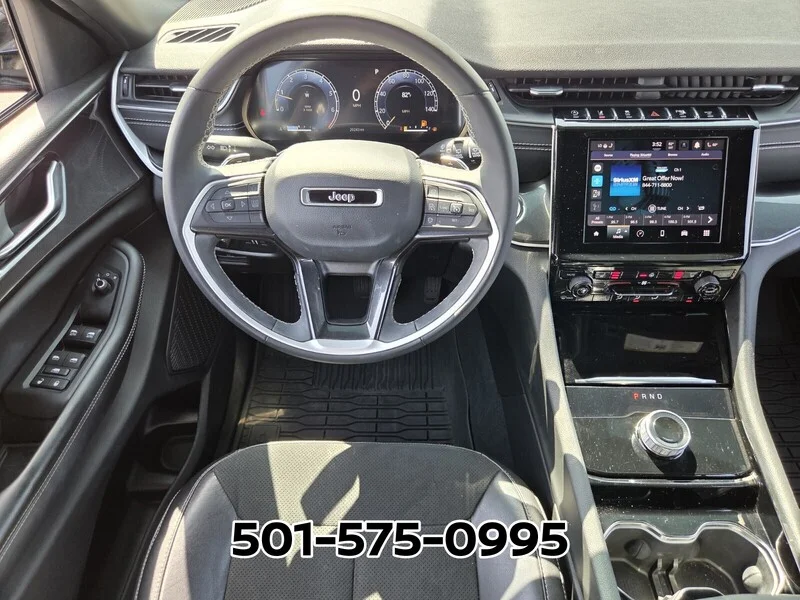 Used 2023 Velvet JEEP ALTITUDE 4X4 image 16
