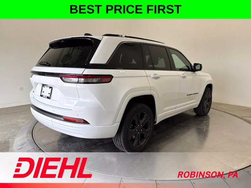New 2027 Bright White Clearcoat Jeep Limited Reserve image 7