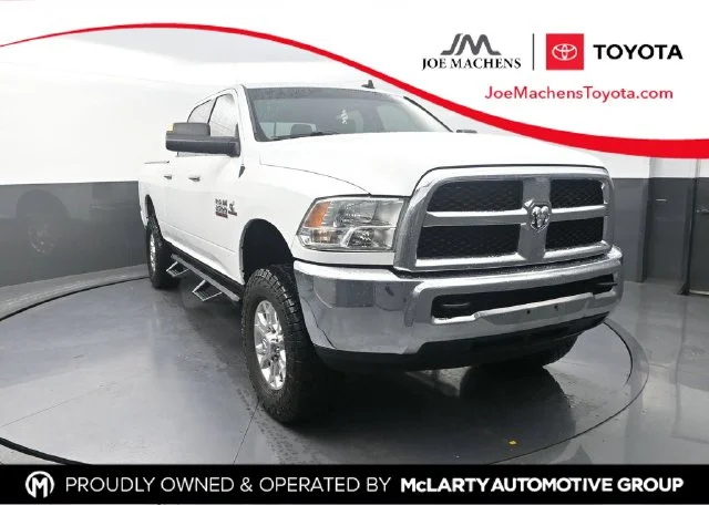 Used 2016 White Ram SLT image 1