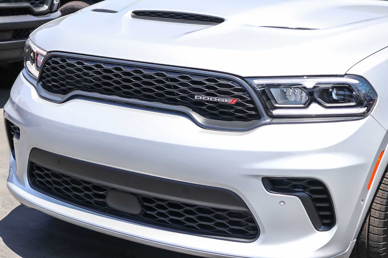 New 2026 Triple Nickel Exterior Paint Dodge GT Premium HEMI V8 image 9