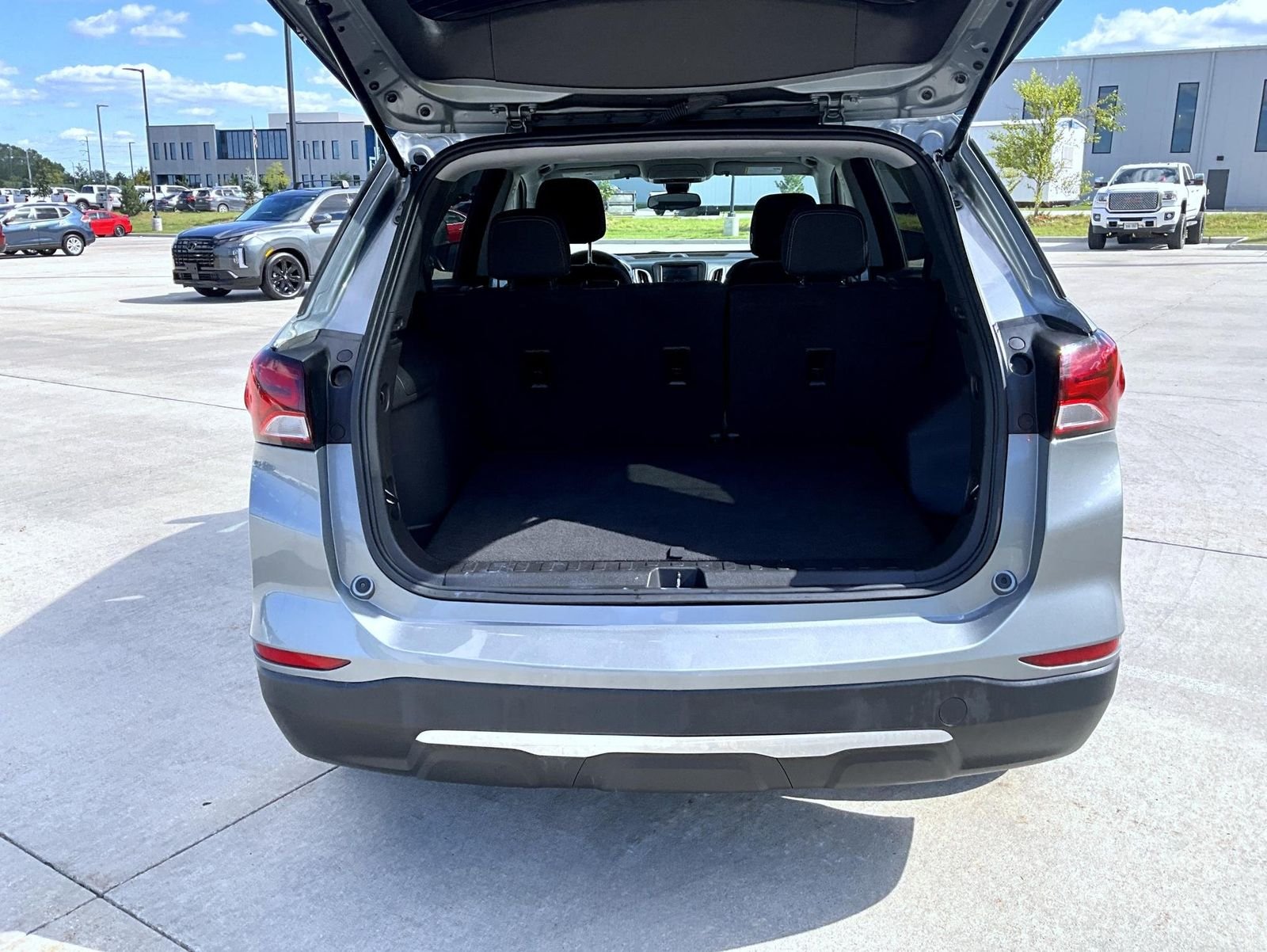 2023 Chevrolet Equinox LT - Photo 21