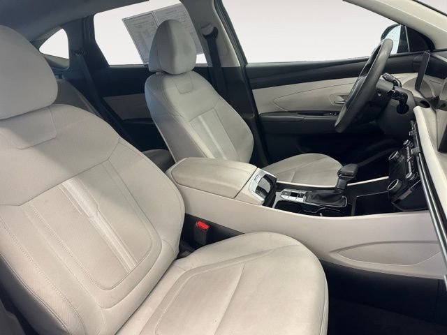 Used 2025 Black Hyundai SEL image 15