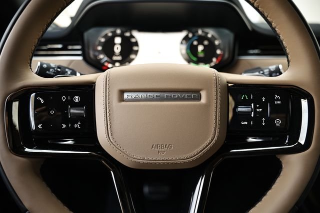 New 2026 Fuji White Land Rover Dynamic SE image 44