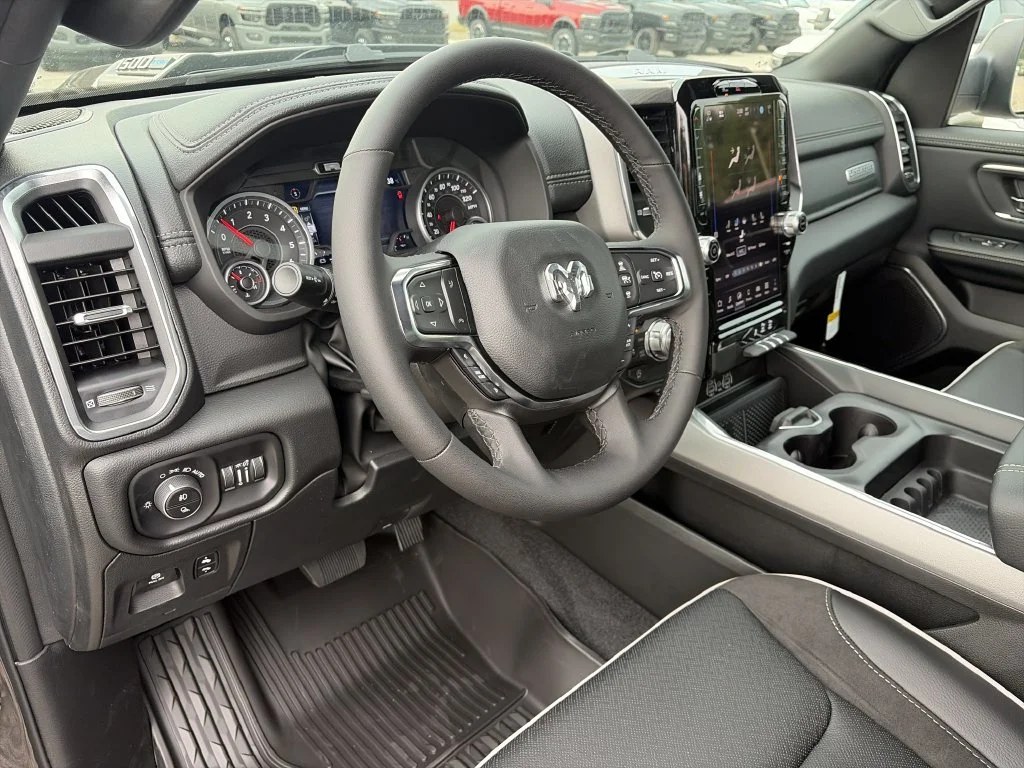 New 2026 Granite Crystal Metallic Clear-Coat Exterior Paint RAM Laramie image 10