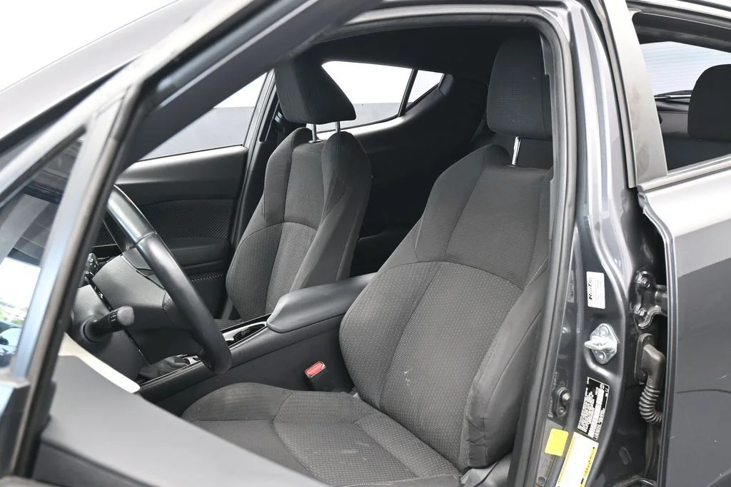 Used 2019 Magnetic Gray Metallic Toyota XLE image 10