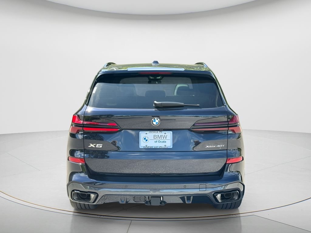 New 2026 Carbon Black Metallic BMW xDrive40i image 6