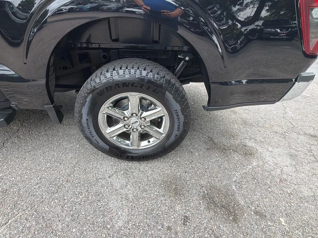 Used 2025 Black Ford XLT image 13