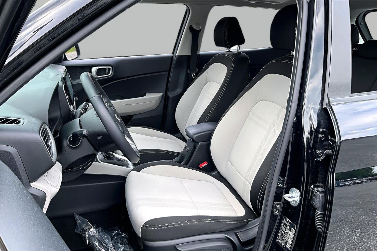 Pre-Owned 2023 Hyundai Venue SEL