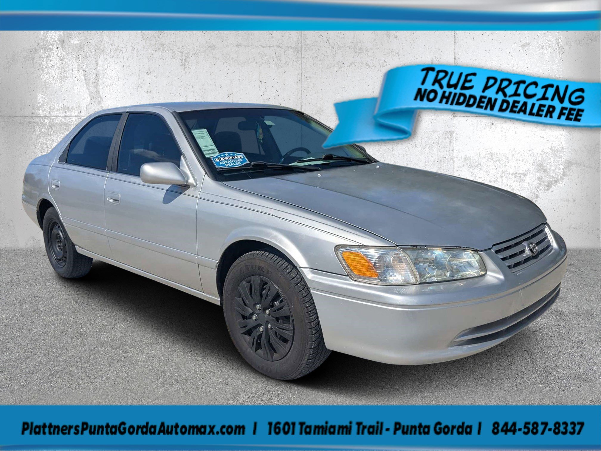 Used 2000  Toyota  image 1