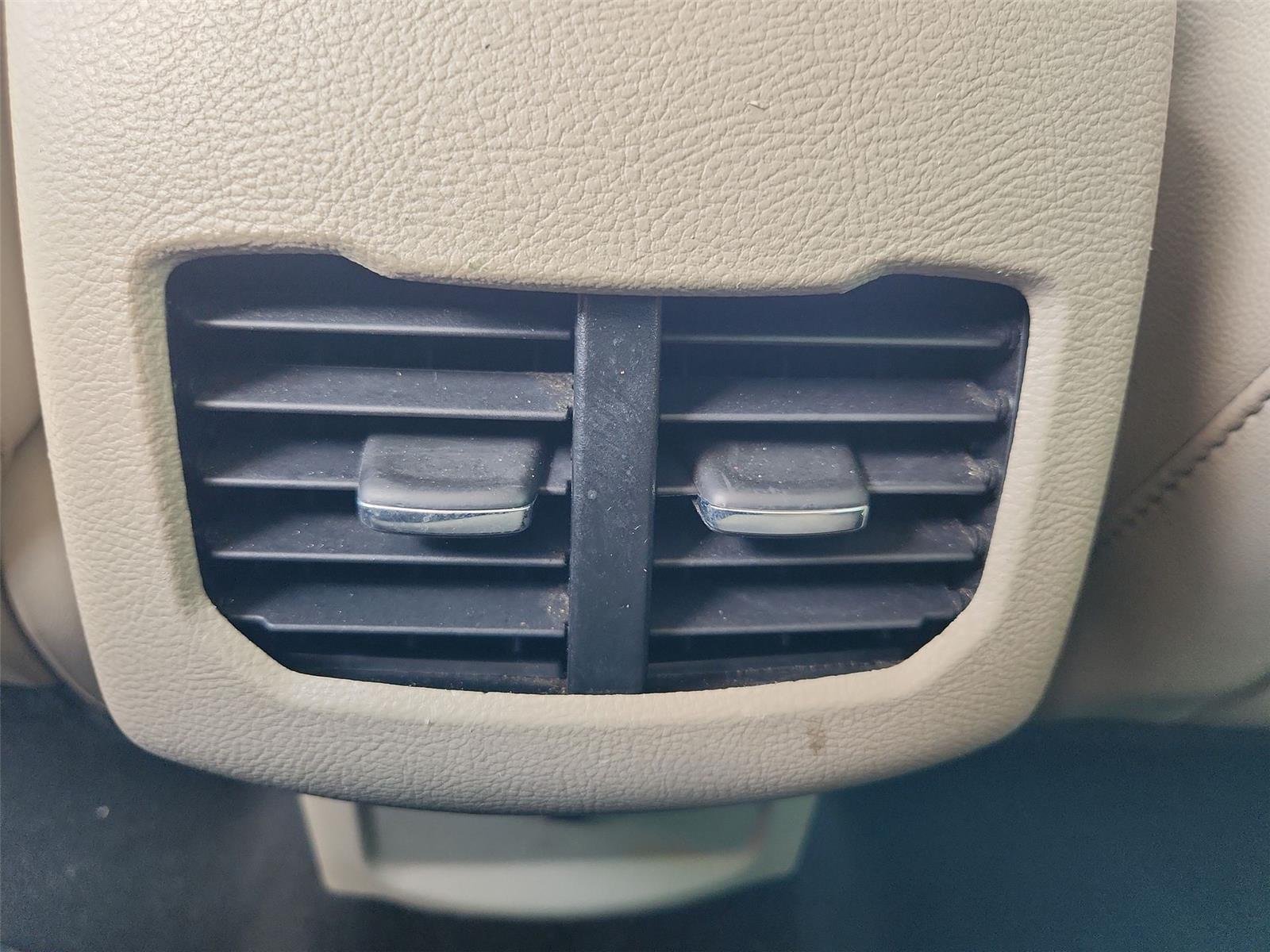 Used 2019 Black Ford SEL image 20