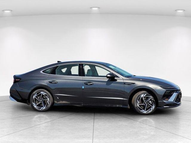 New 2026 Gray Hyundai SEL Sport image 8