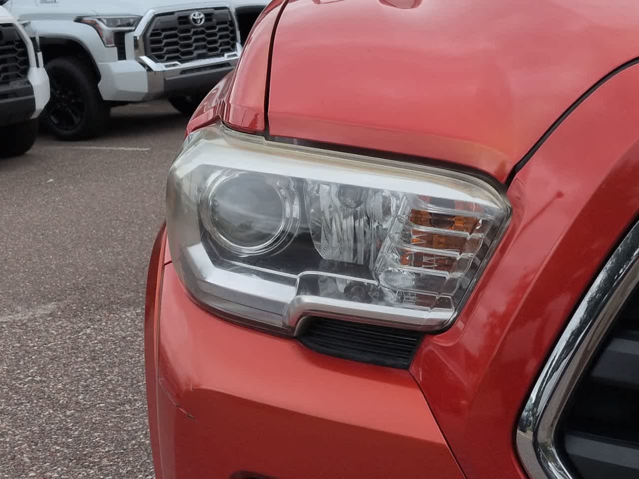 Certified Used 2018 Inferno Toyota SR5 image 10