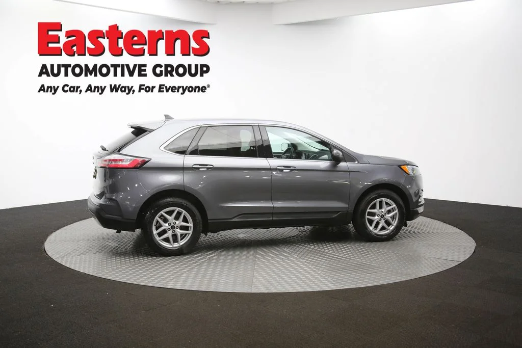 Used 2024 Gray Ford SEL image 41