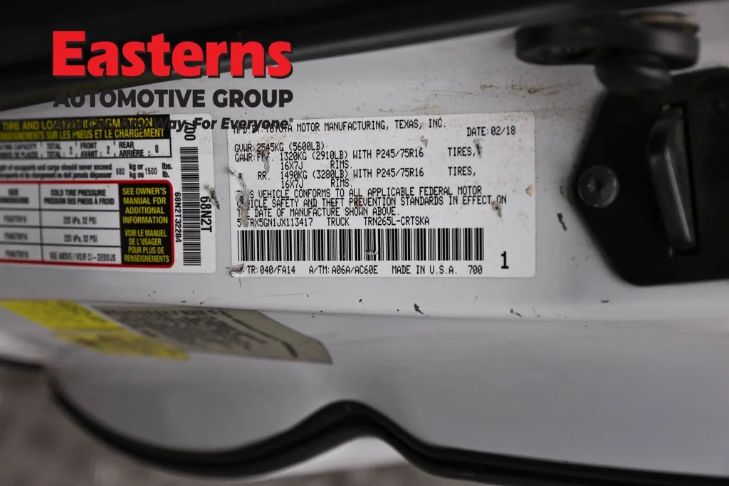 Used 2018 White Toyota SR image 33