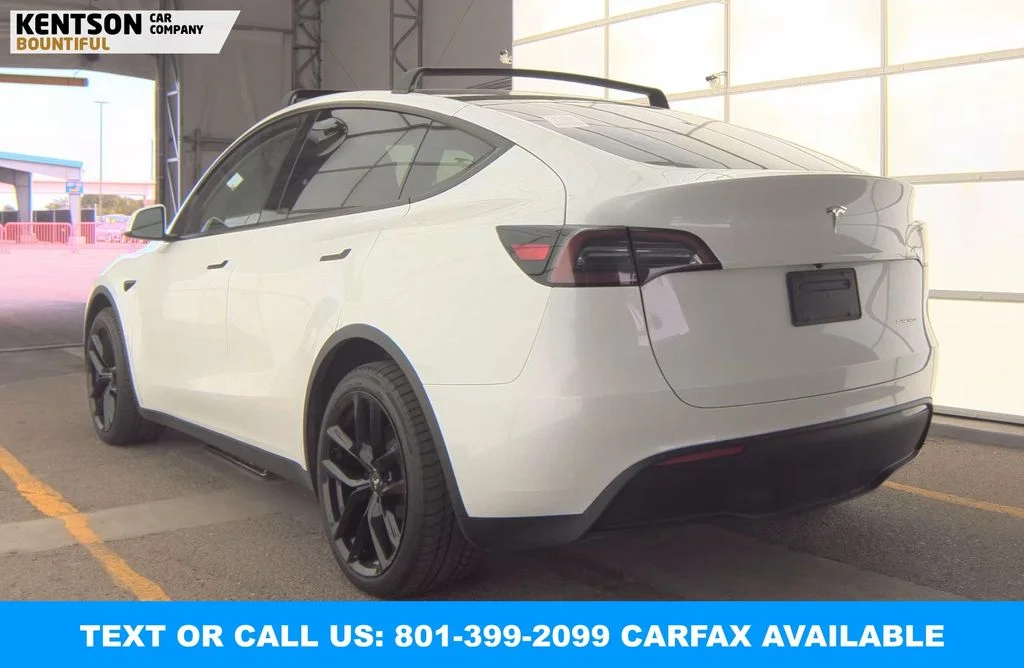 Used 2023 White Tesla Long Range image 7