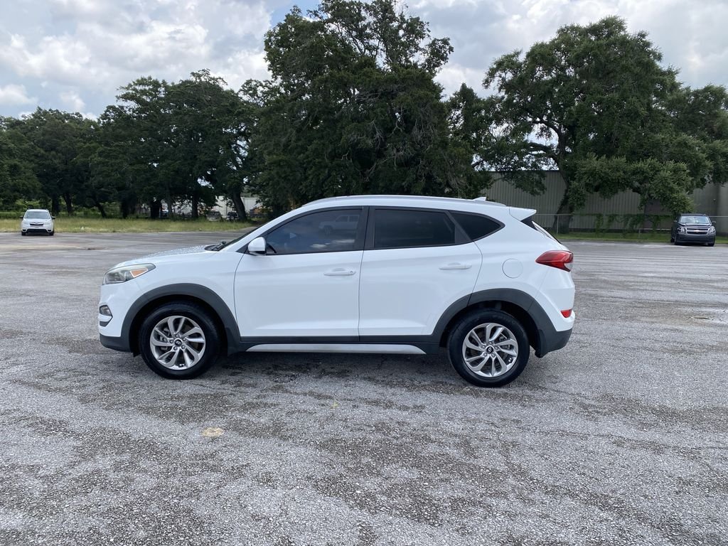 Used 2018 Dazzling White Hyundai SEL image 5