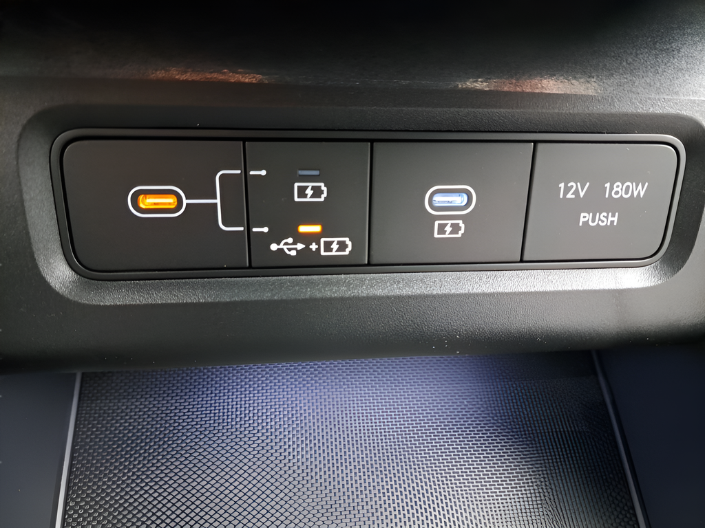 New 2026 White Hyundai Limited image 24
