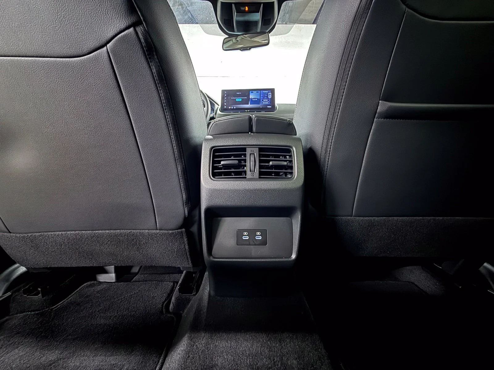 Used 2025 Gray Nissan SL image 17