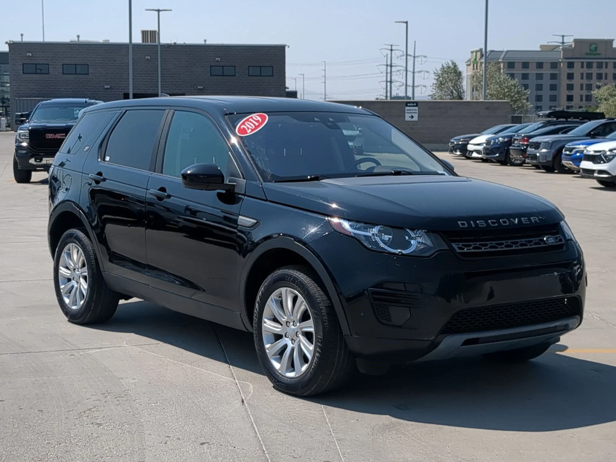 Used 2019 Narvik Black Land Rover SE image 7