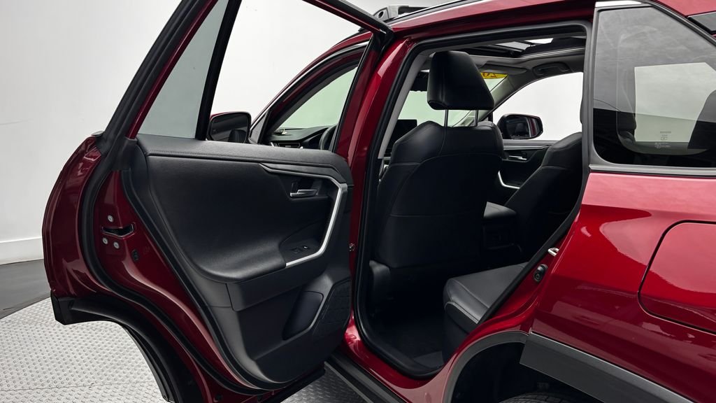 Used 2025 Red Toyota Limited image 37