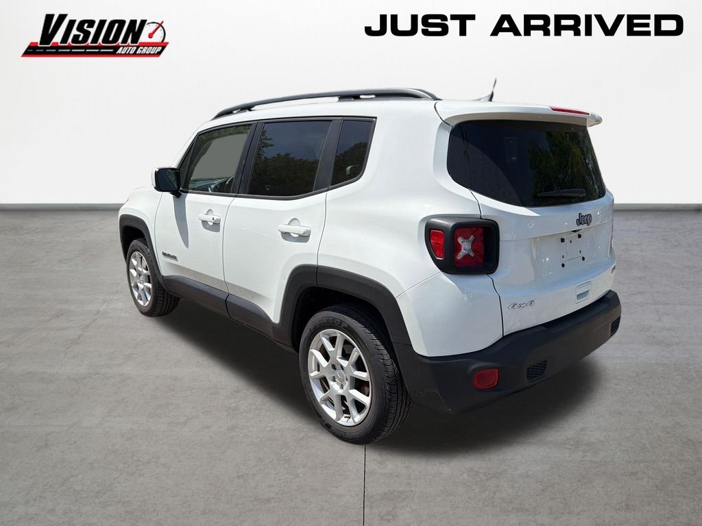 Used 2021 White Jeep Latitude image 7