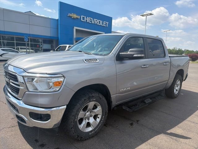 2019 RAM 1500 Big Horn/Lone Star 4x4 Crew Cab 5'7's photo