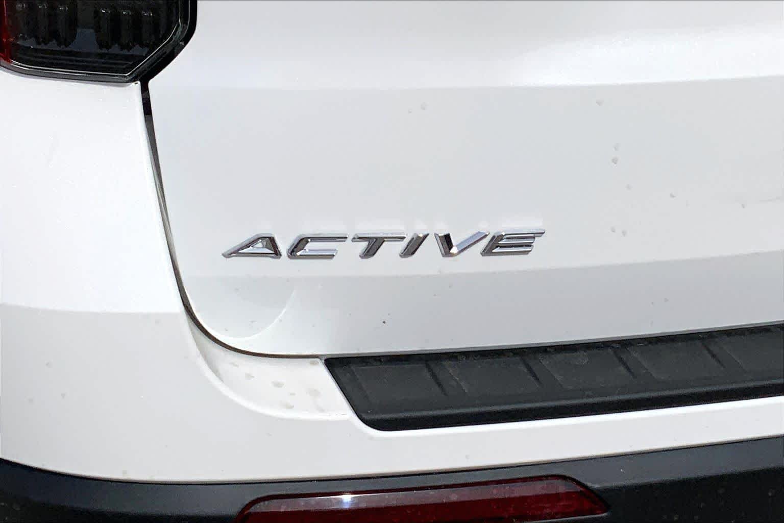 New 2026 Star White Metallic Tri-Coat Ford Active image 14