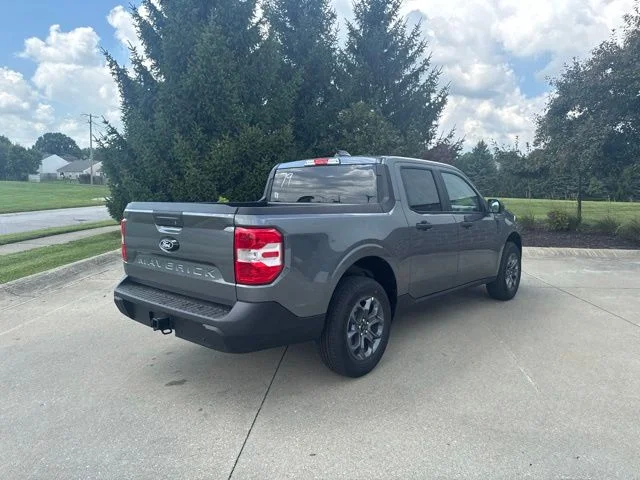 New 2026 Carbonized Gray Metallic Ford XLT image 34
