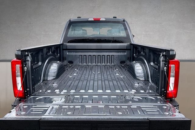New 2026 Gray Ford XL image 13