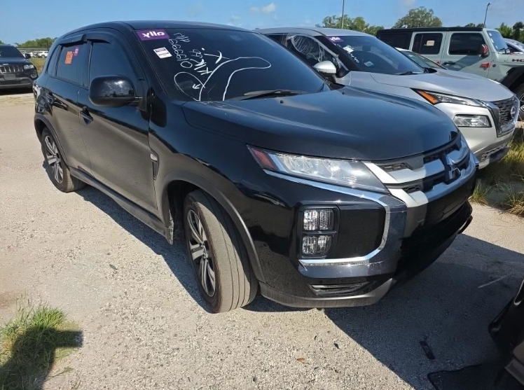2025 Mitsubishi Outlander Sport 2.0 ES AWC CVT's photo
