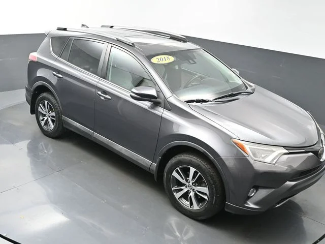 Used 2018 Gray Toyota XLE image 53