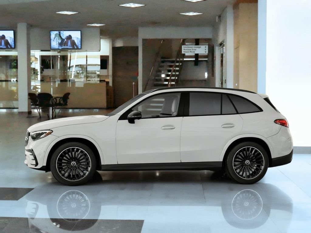 New 2026 Polar White Mercedes-Benz GLC 300 image 34
