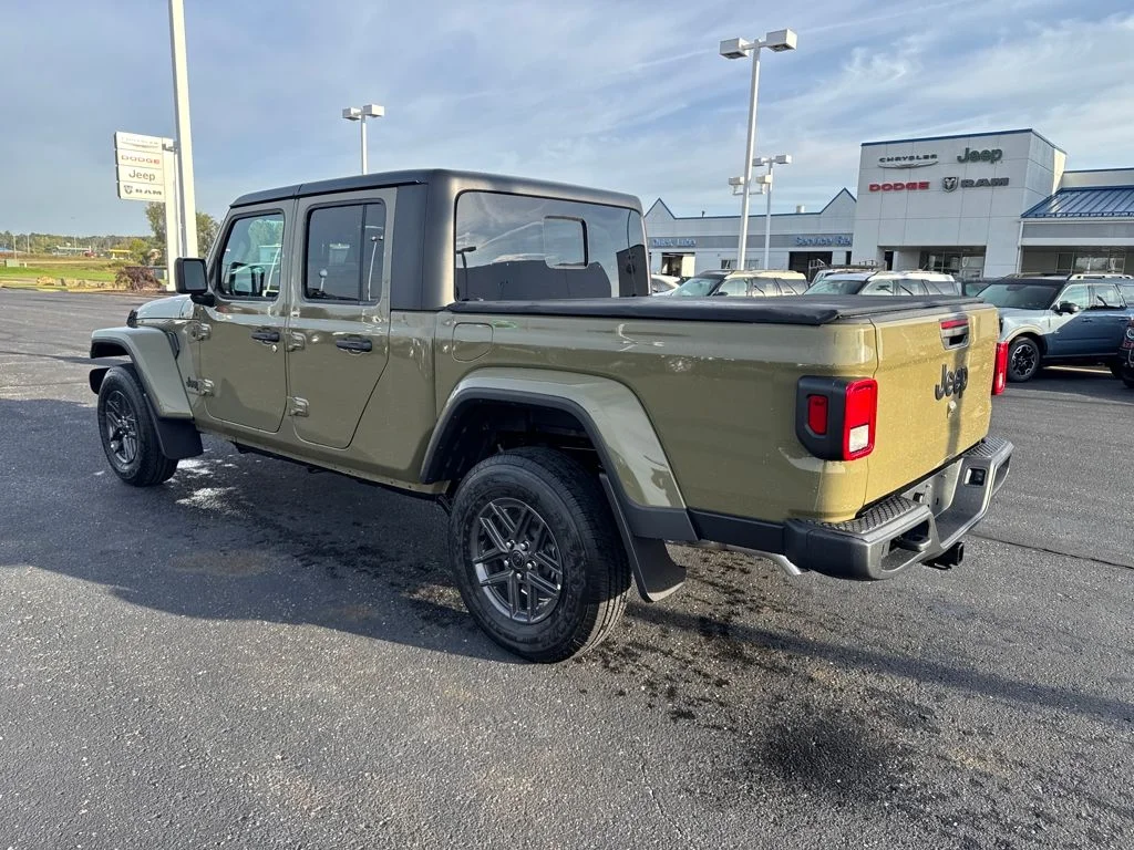 New 2025 Green Jeep Sport S image 3